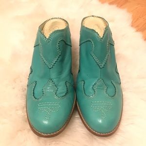 Jessica Simpson cowboy boots - super cute!